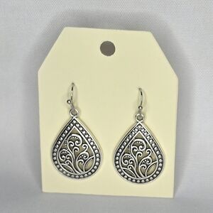 Elegant Silver Teardrop Earrings  🎁BOGO🎁 On Earings with Gift Symbol🎁